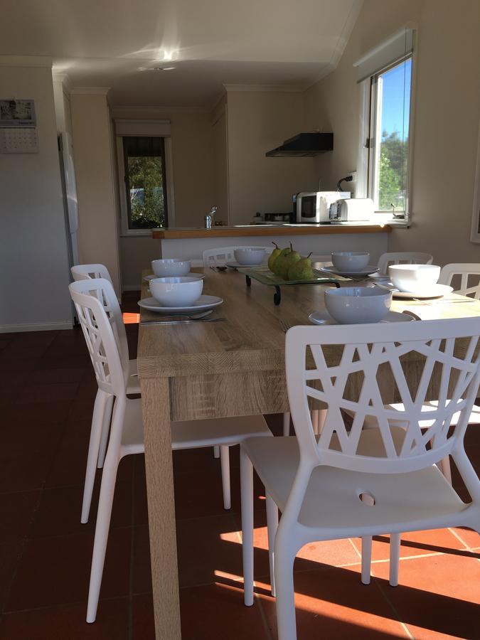 Bed and Breakfast Rosewhite House Myrtleford Esterno foto