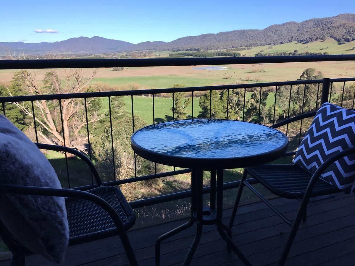 Bed and Breakfast Rosewhite House Myrtleford Esterno foto