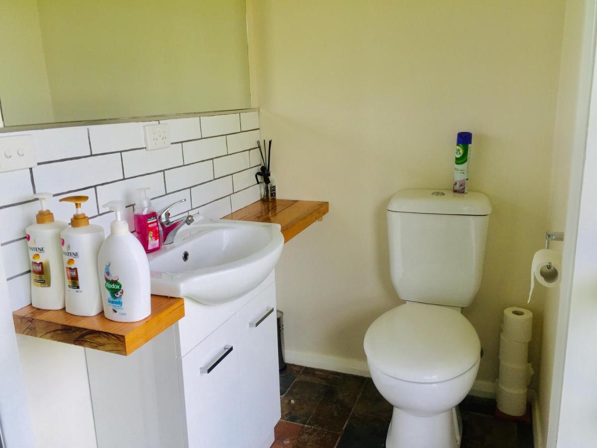 Bed and Breakfast Rosewhite House Myrtleford Esterno foto